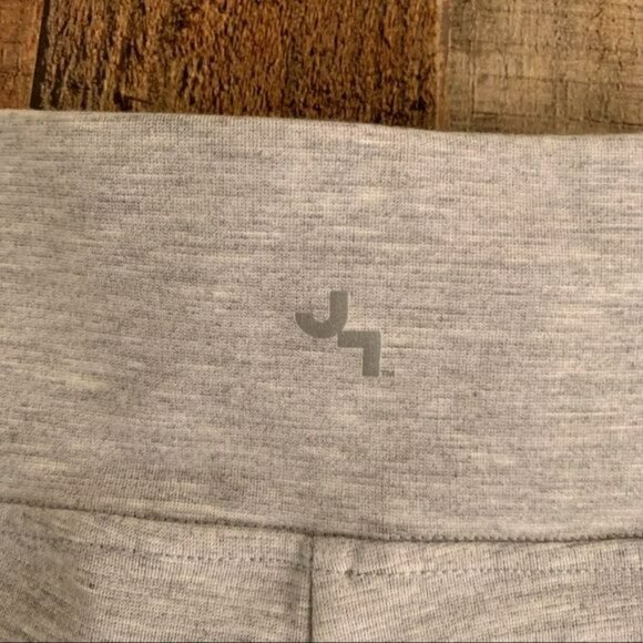 JoyLab women’s size small light gray active leggings with zipper pockets - Picture 6 of 9